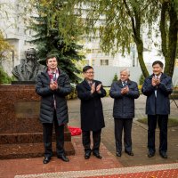 Открытие бюста Конфуция
